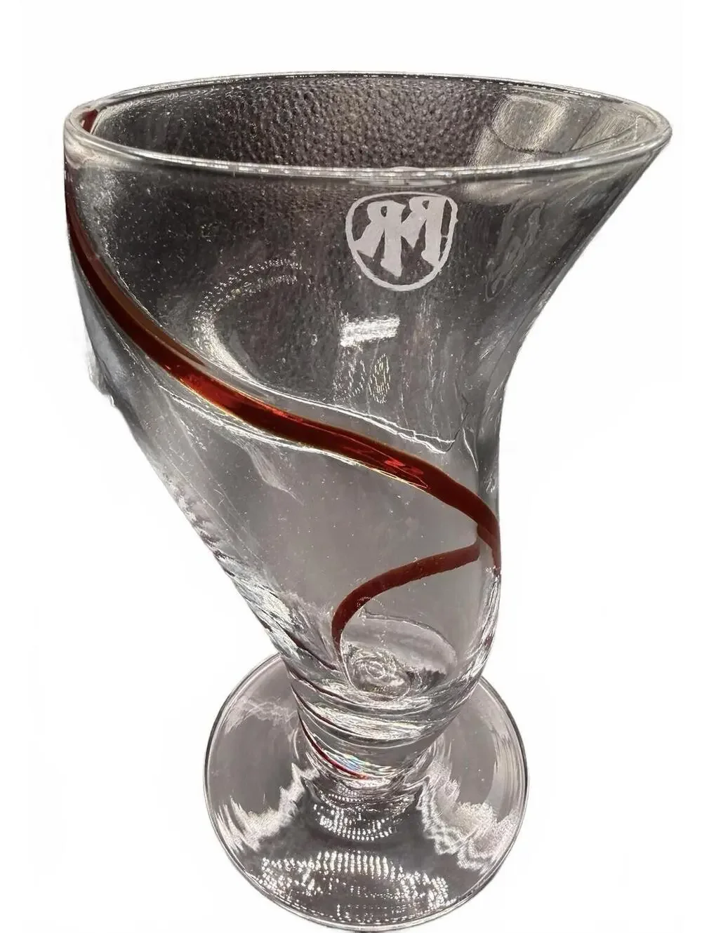 Red Robin Set of 2 16 oz Clear Glass Beer Glasses Red Swirl RR Logo Decorated